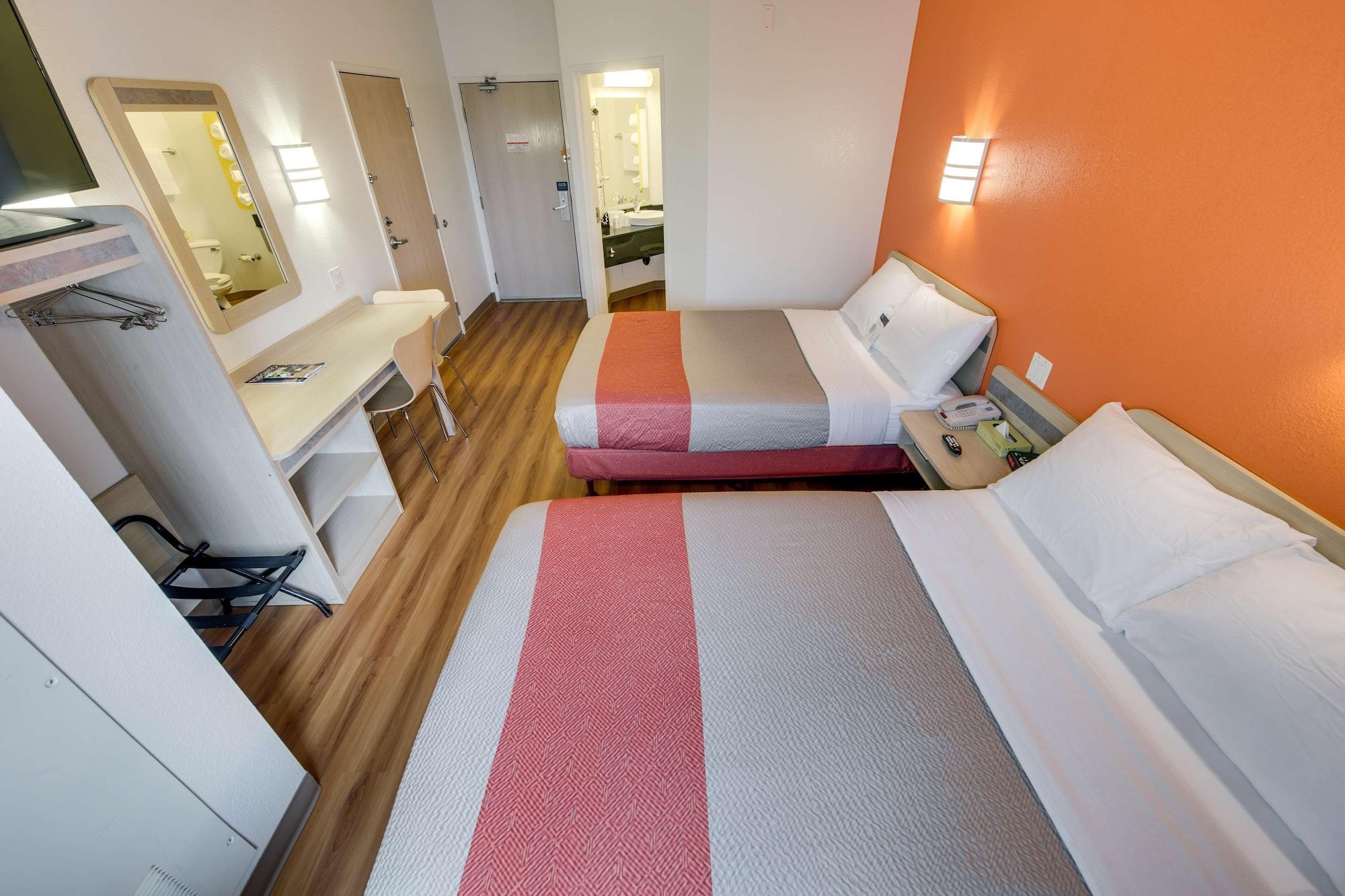 6-brampton, On - Toronto 2*