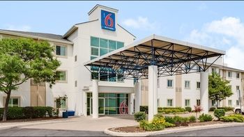 6-brampton, On - Toronto Hotel Brampton