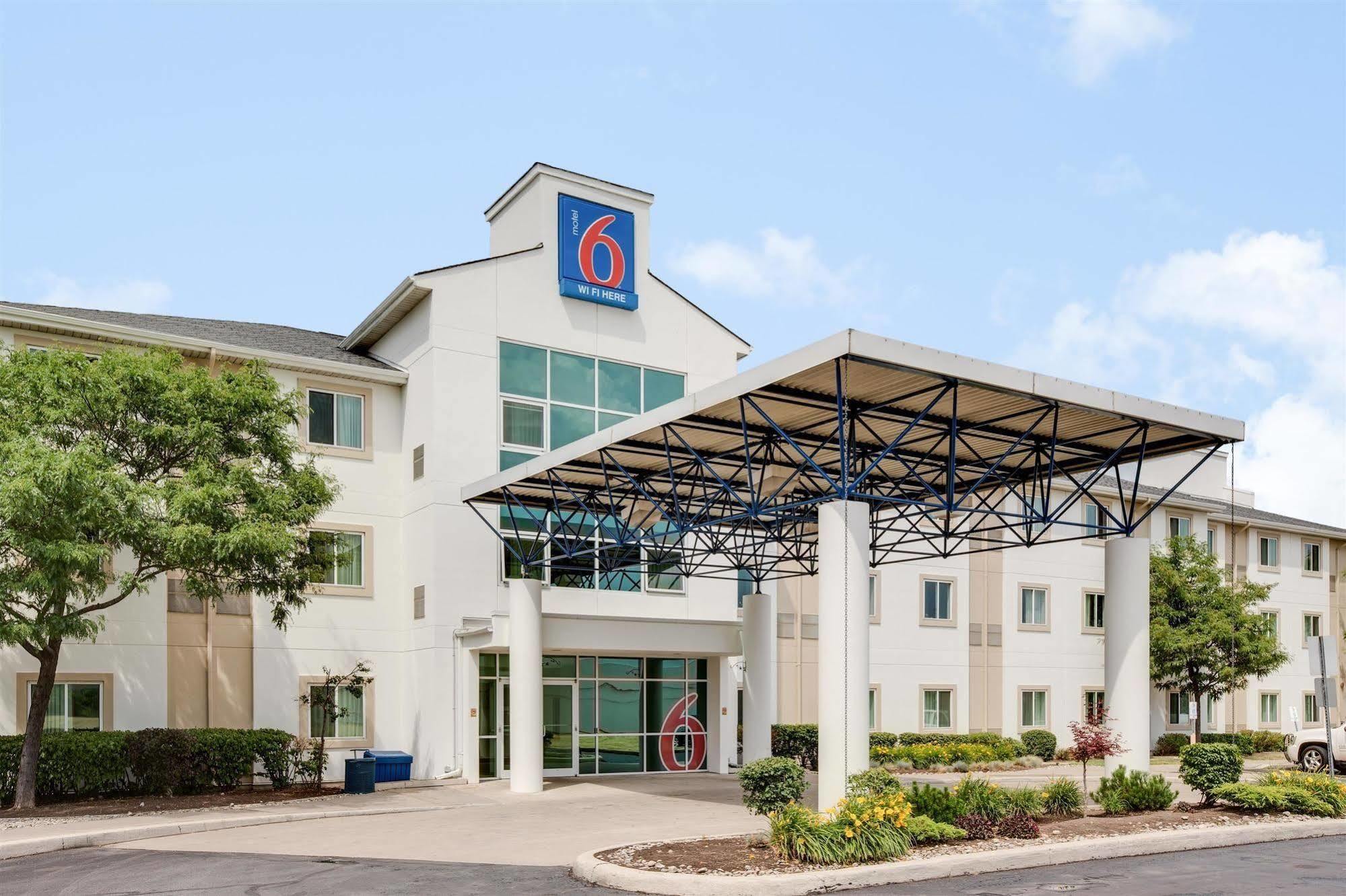 Hotel 6-brampton, On - Toronto 2*